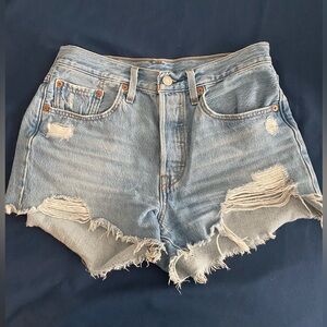 Levi 501 high waisted shorts, light wash denim, size 27